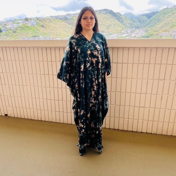 0016/ One Size Tie Dye Kaftan dark Green Color - Picture 13 of 13